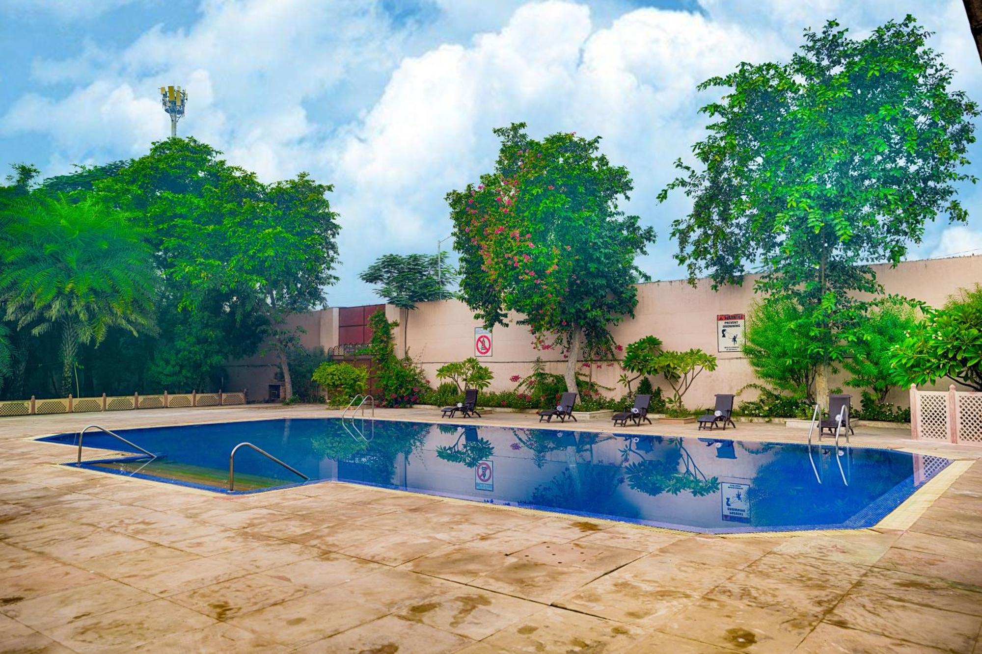 Hotel Club Mahindra Bharatpur Exteriér fotografie