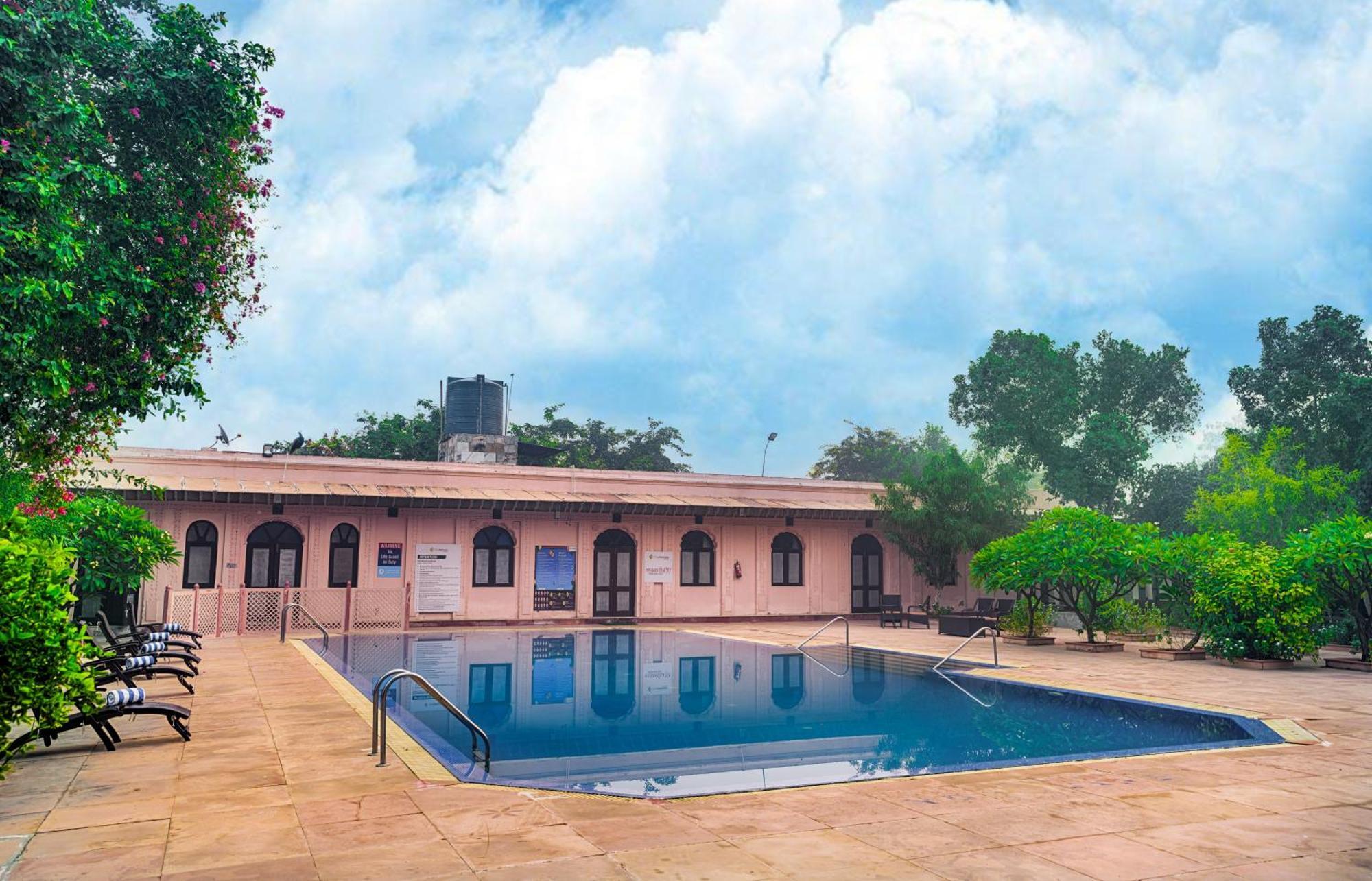 Hotel Club Mahindra Bharatpur Exteriér fotografie