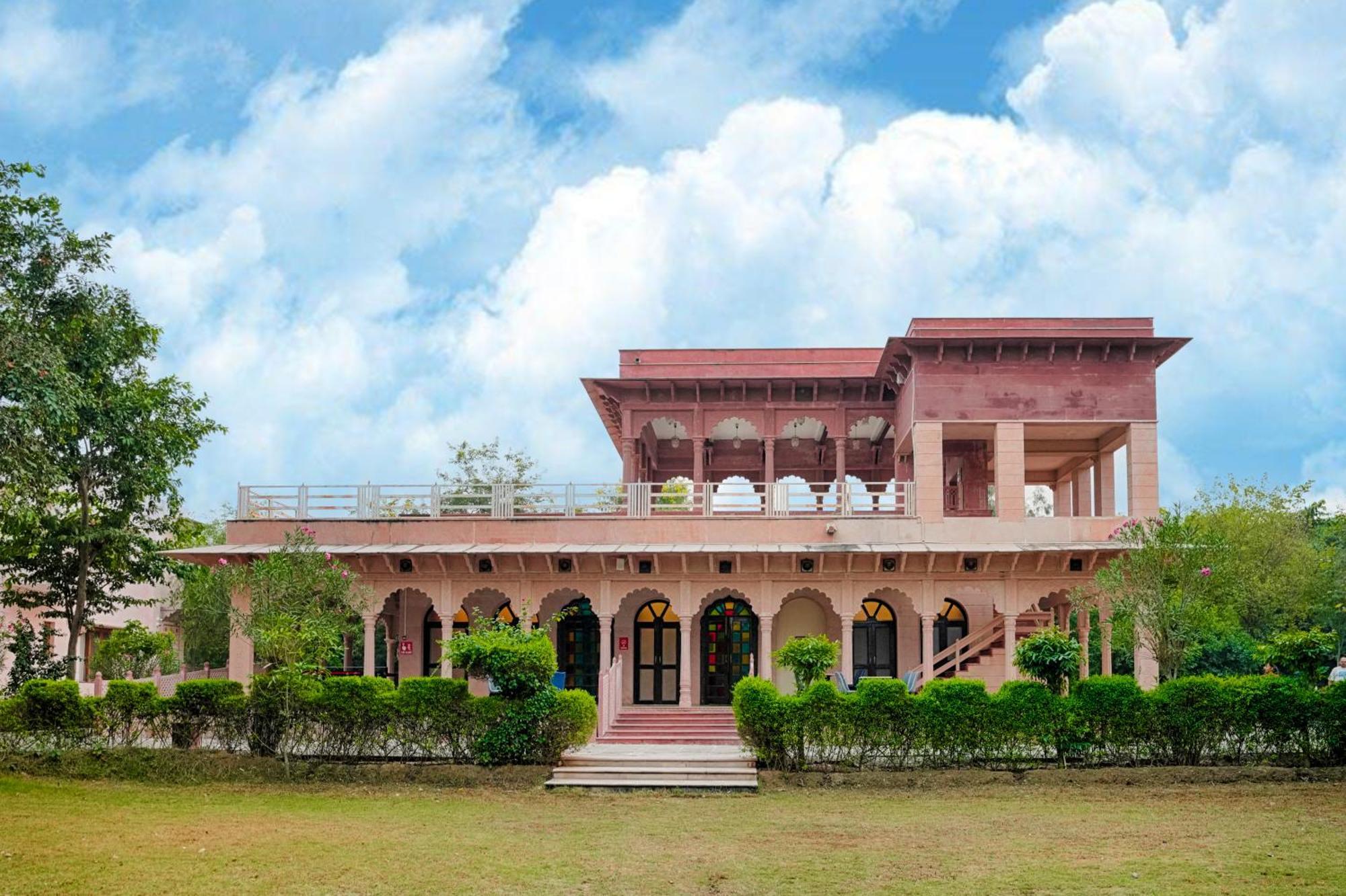 Hotel Club Mahindra Bharatpur Exteriér fotografie