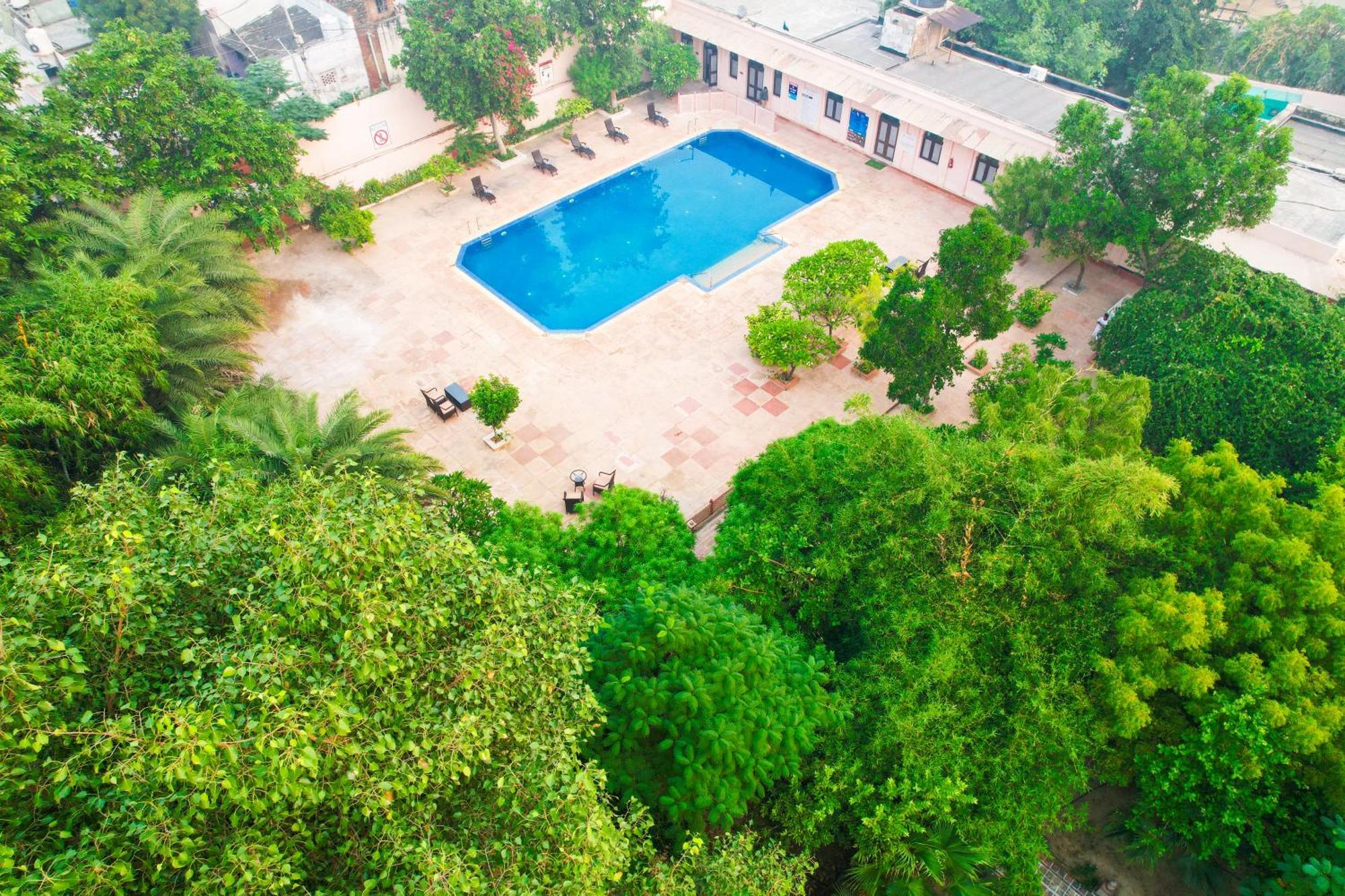 Hotel Club Mahindra Bharatpur Exteriér fotografie